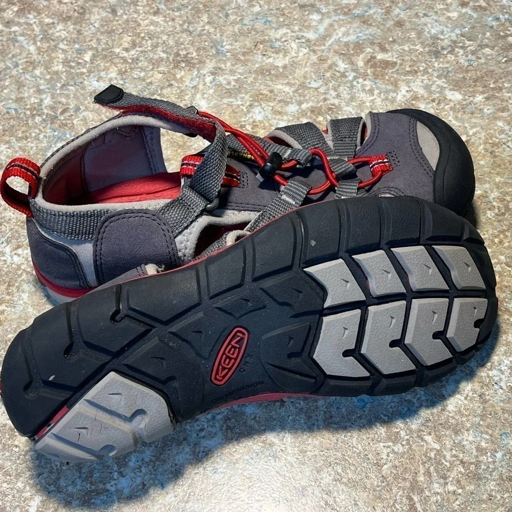 Keen Children's Red & Gray Waterproof Seacamp Outdoor Sandal Shoes Size 3 Youth